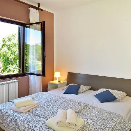 Dordana - Lbn440 By Interhome *