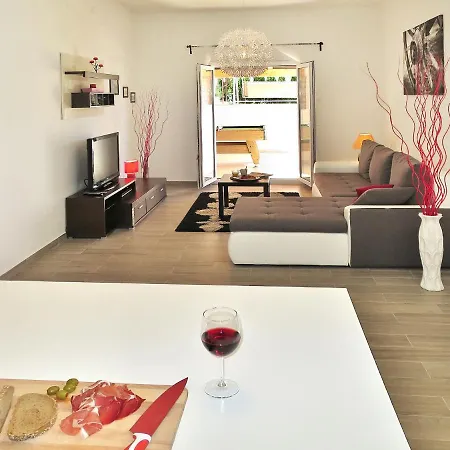 Dordana - Lbn440 By Interhome Holiday home *