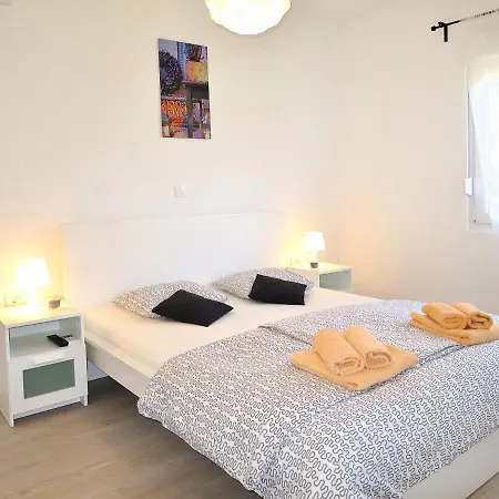 Prázdninový dům Dordana - Lbn440 By Interhome *